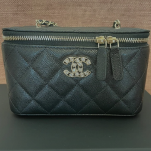 CHANEL 25P マトラッセ バニティバッグ キャビアスキン 黒