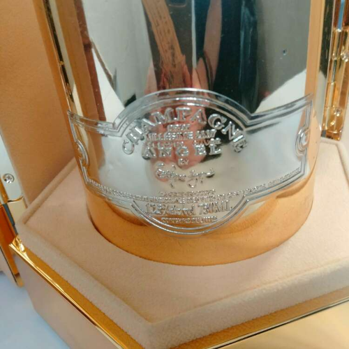 エンジェル　ヴィンテージ2007ゴールド空箱、空瓶