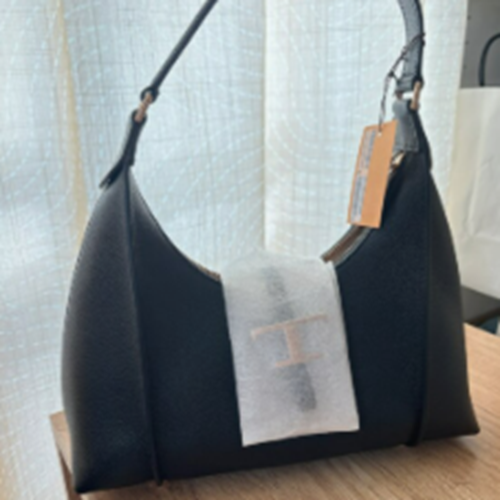 トッズ Tタイムレス レザーハーバーバッグS ブラック