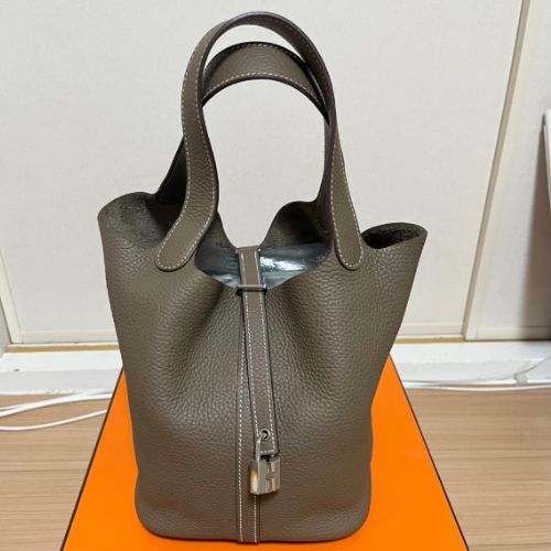 エルメス ピコタン