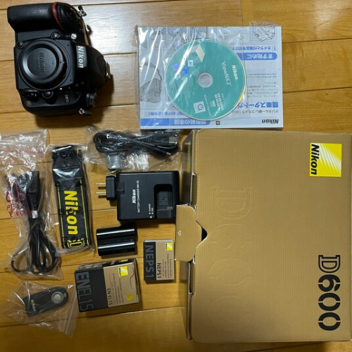 d600