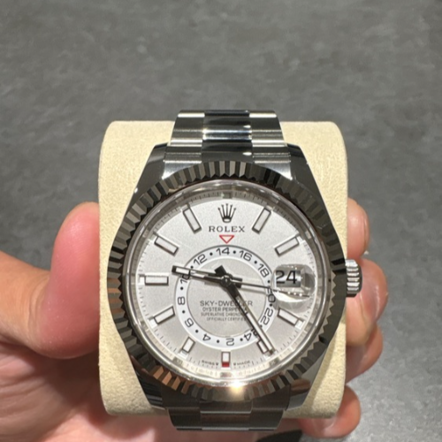 ロレックス スカイドゥエラー 32693
