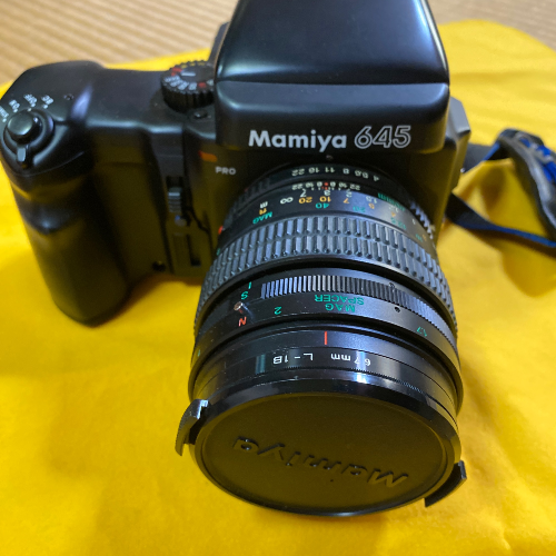 Mamiya 645 PRO フィルム一眼レフカメラ 80mmレンズ付
