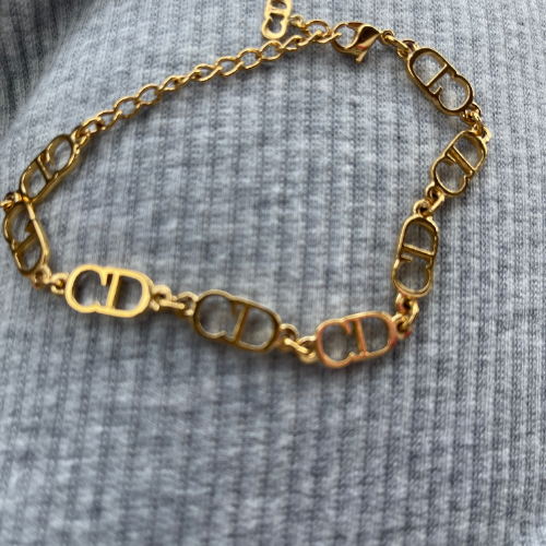 ディオール ブレスレット② 10,000円