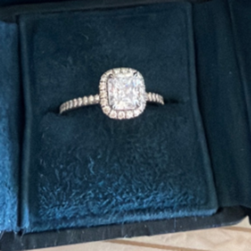 ハリーウィストン