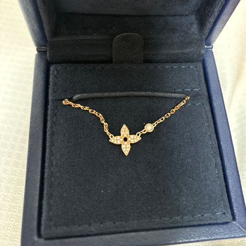 ヴィトンダイヤネックレス