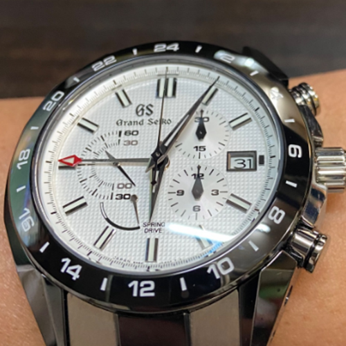 セイコー スプリントドライブ SBGA28