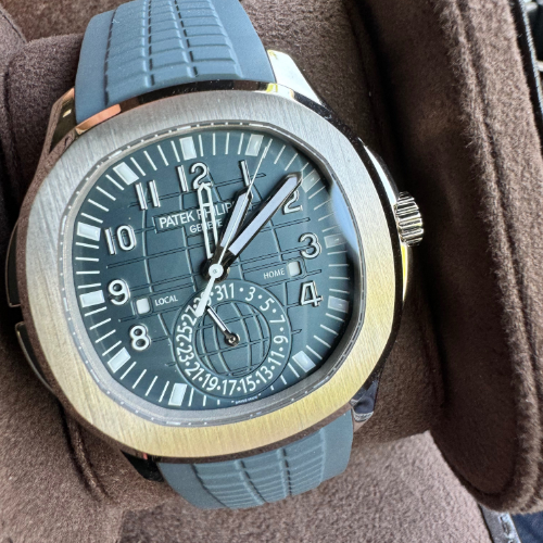 パテックフィリップ アクアノート 5164g -001ブルー　