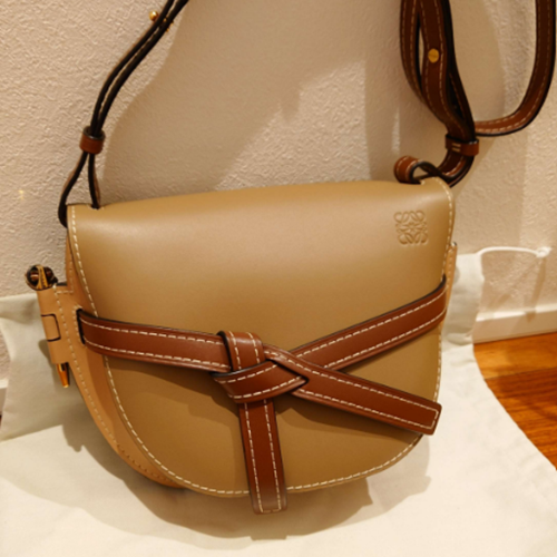 LOEWEゲートバッグ