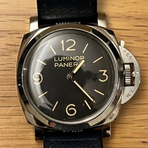 パネライ ルミノール 372