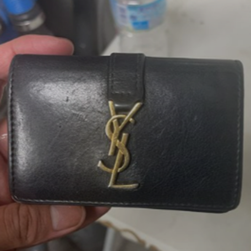 サンローラン パリ オリガミタイニー レザー コンパクトウォレット ブラック