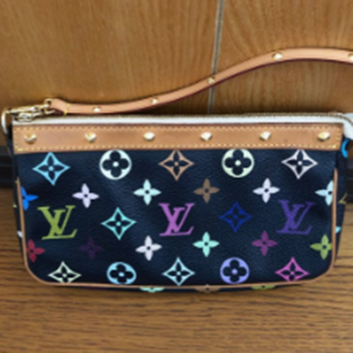 ポシェットアクセソワール