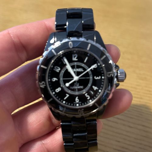 シャネル J12 H068