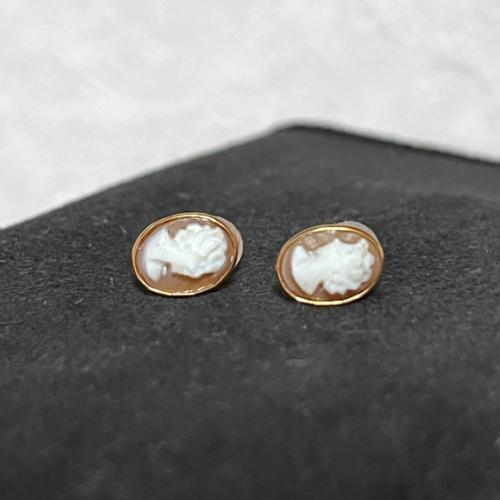 カメオ18金ピアス