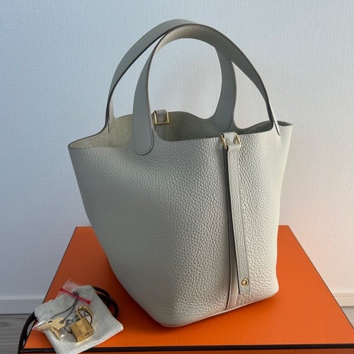 エルメス ピコタン