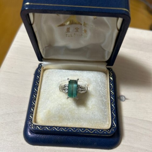 エメラルド　351 015