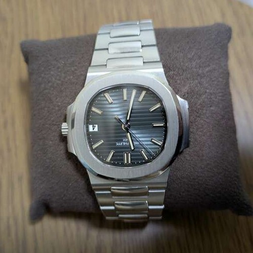 パテックフィリップ ノーチラス 5800/1A-001