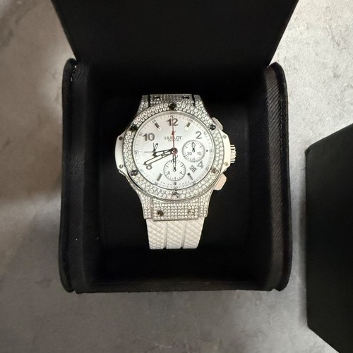 ビッグ・バン スチール ホワイト パヴェ