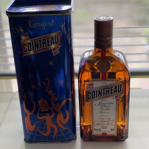 リキュールコアントロー700ml