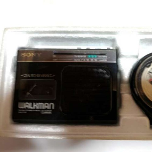 ソニーウォークマンWM-F57