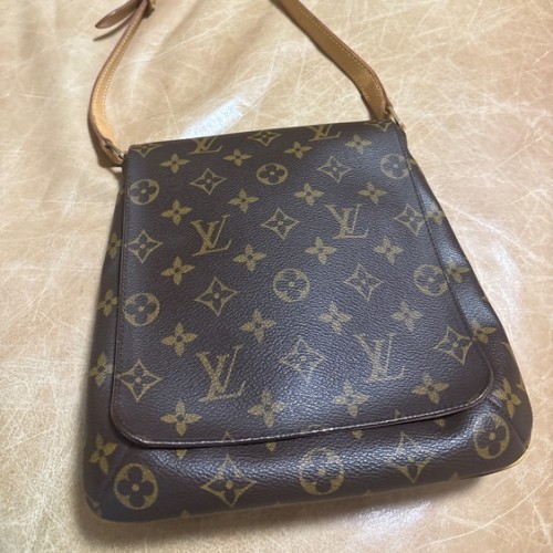 ルイヴィトン モノグラム