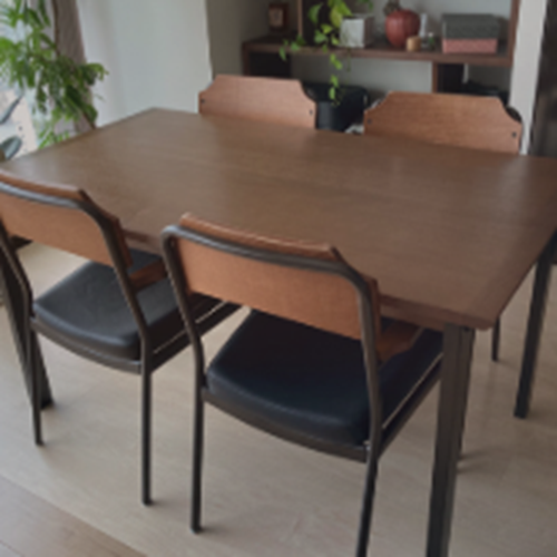 ウニコ　HOXTON(ホクストン)ダイニングセットとモルン？のソファ