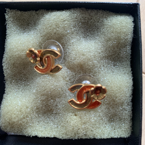 シャネル ピアス 21,000円