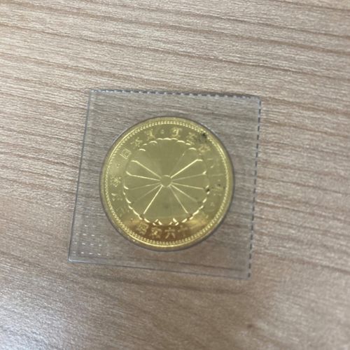 昭和天皇御在位60年記念10万円金貨