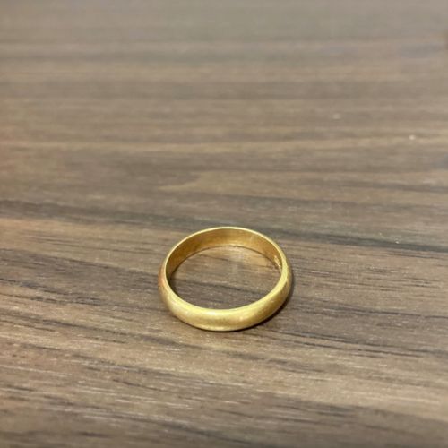 金リング　婚約指輪