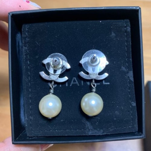 シャネルのピアス