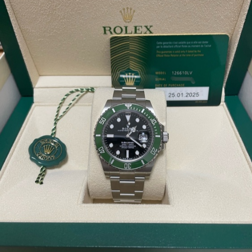 サブマリーナー　グリーン