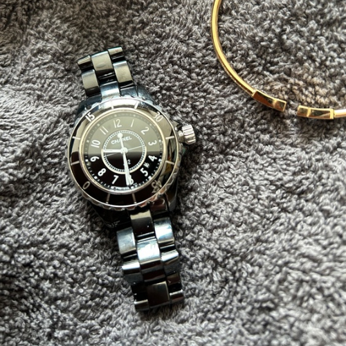 シャネル J12