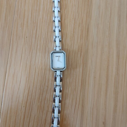 CHANELプルミエールセラミック