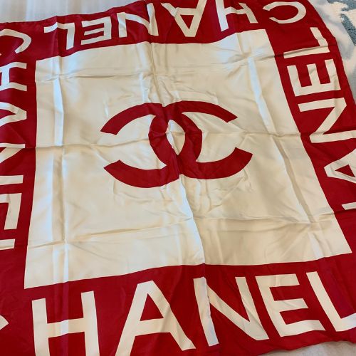 CHANELスカーフシルク80✖️80