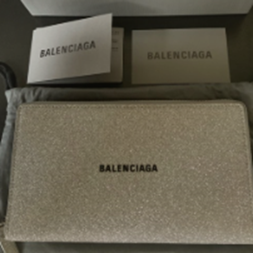 バレンシアガエブリデイロングウォレット