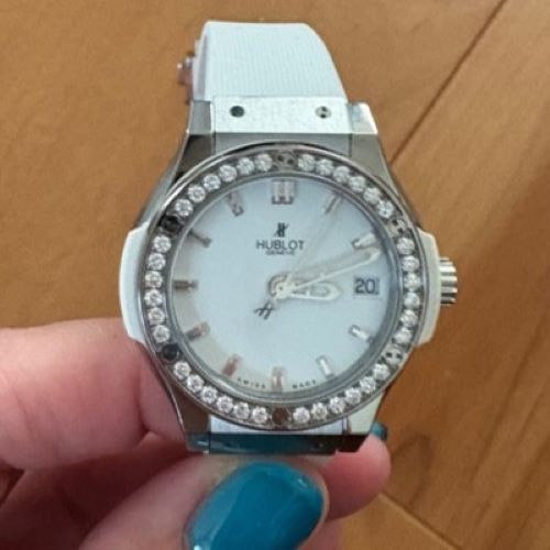 ウブロ クラシックフュージョン 581.NE.2010.RW.1104