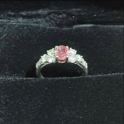 パパラチャサファイアリング(宝石鑑定書あり、脇石天然ダイアモンド)