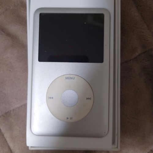 ipod classic 160GB sliver