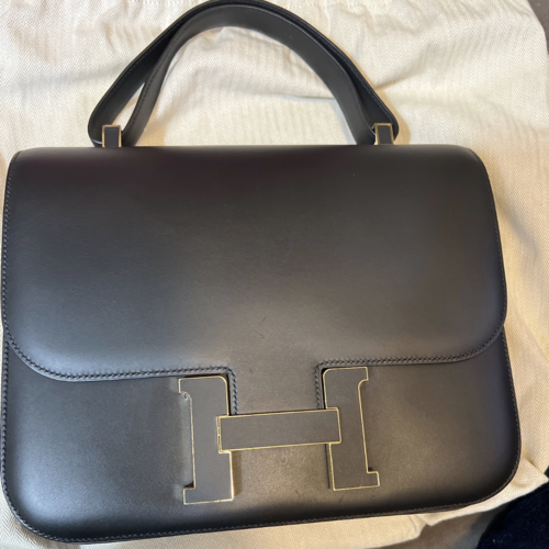 エルメス コンスタンス