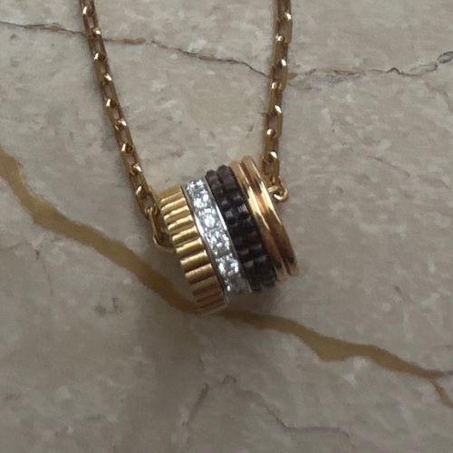 ブシュロン　キャトル　ネックレス