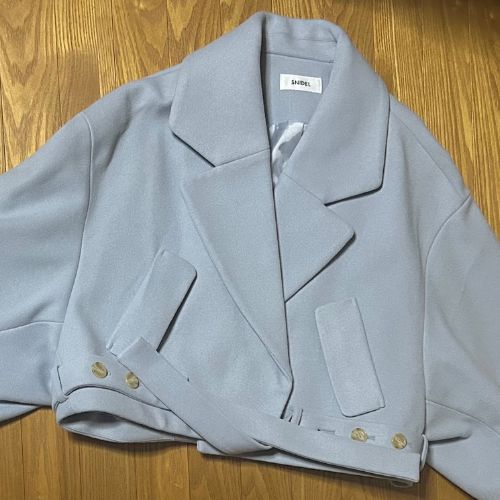 ショートブルゾン