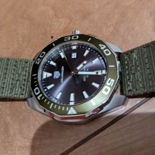 タグホイヤー アクアレーサー WAY101L.FC8222