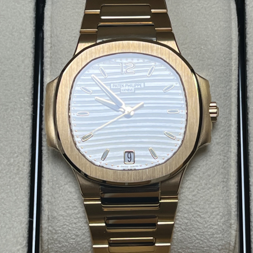 パテックフィリップ ノーチラス 7118／1R-00