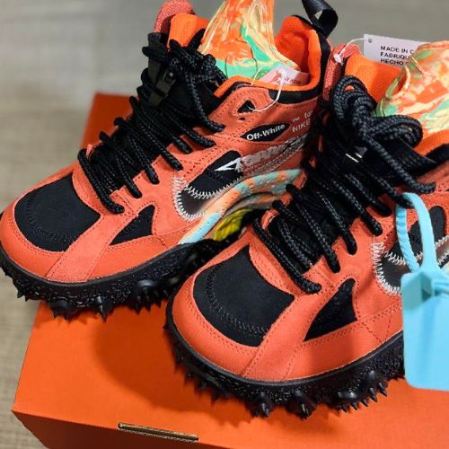 ナイキオフホワイト