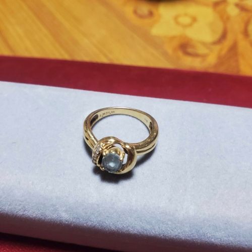 宝石付きリング