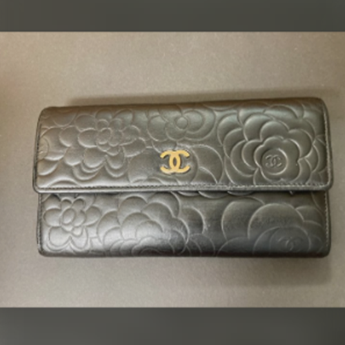CHANEL カメリア ブラック×ゴールド 長財布