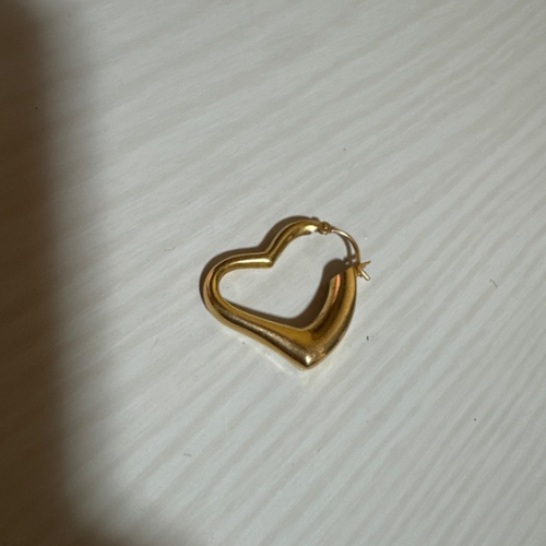 ピアス(片方のみ)