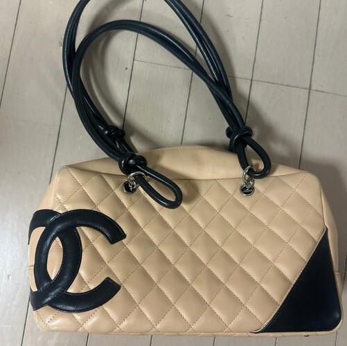 シャネル カンボンライン