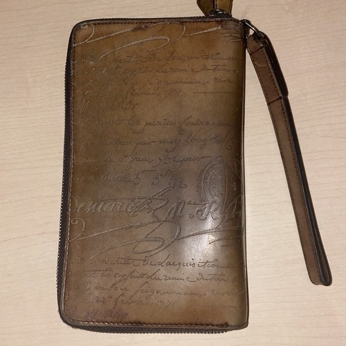 Berluti ベルルッティ タリ レザーオールインワン ダブルジップ カリグラ