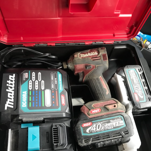 マキタインパクトドライバーTD001G